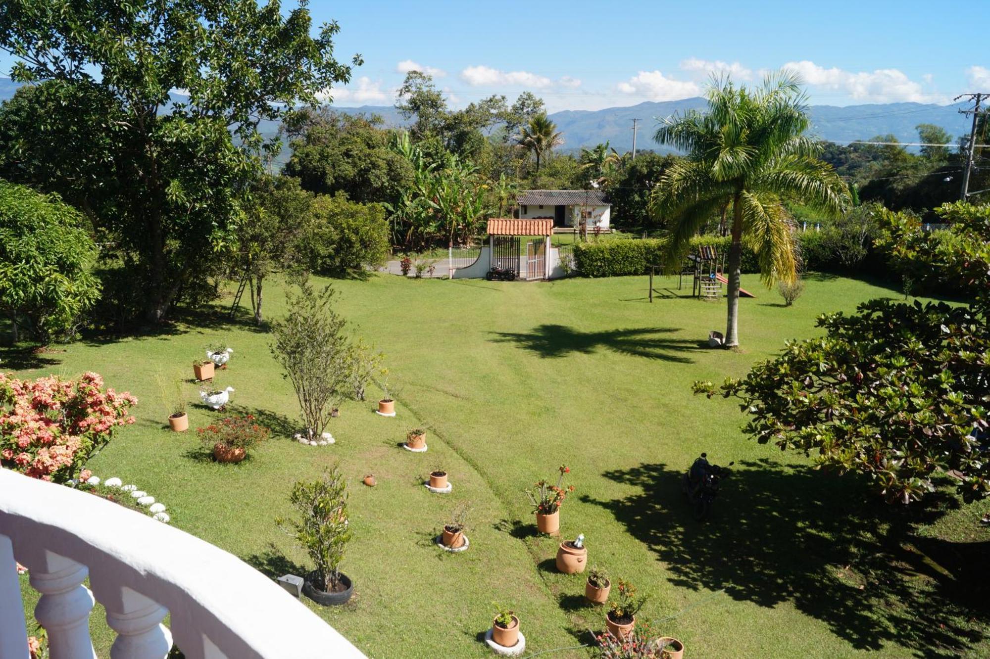 Casa Campestre El Rosal * Santana
